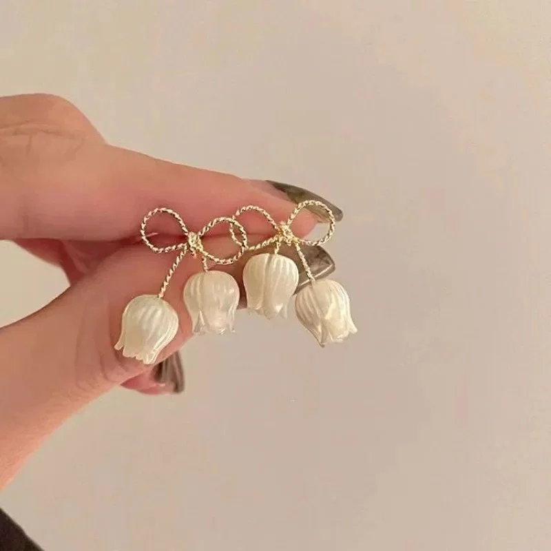 925 Silver Needle Korean Fashion Bowknot Tulip Earrings For Women Jewelry 2024 Trending New Women's White Flower Earrings Brinco - Image 2