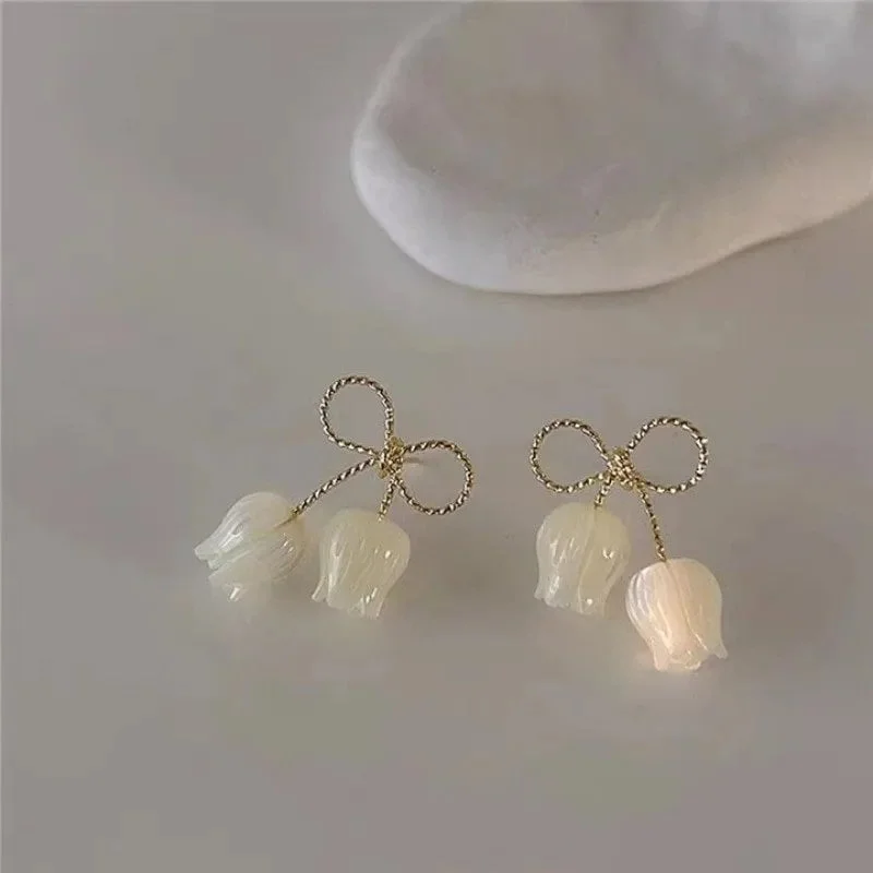 925 Silver Needle Korean Fashion Bowknot Tulip Earrings For Women Jewelry 2024 Trending New Women's White Flower Earrings Brinco - Image 6
